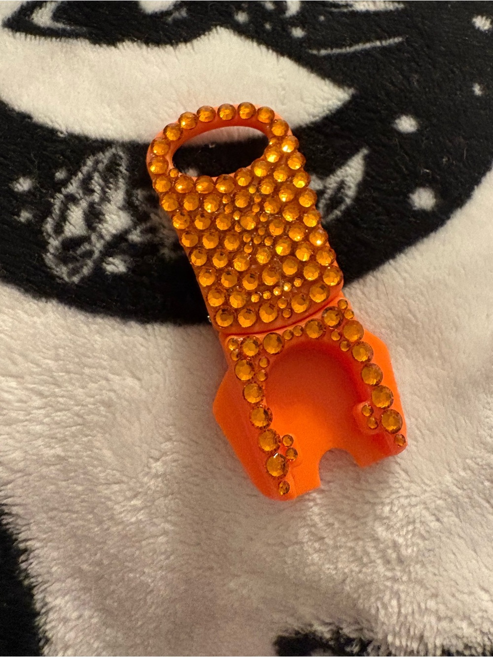 Orange RhinestoneCan Tab Grip - Picture 3 of 3